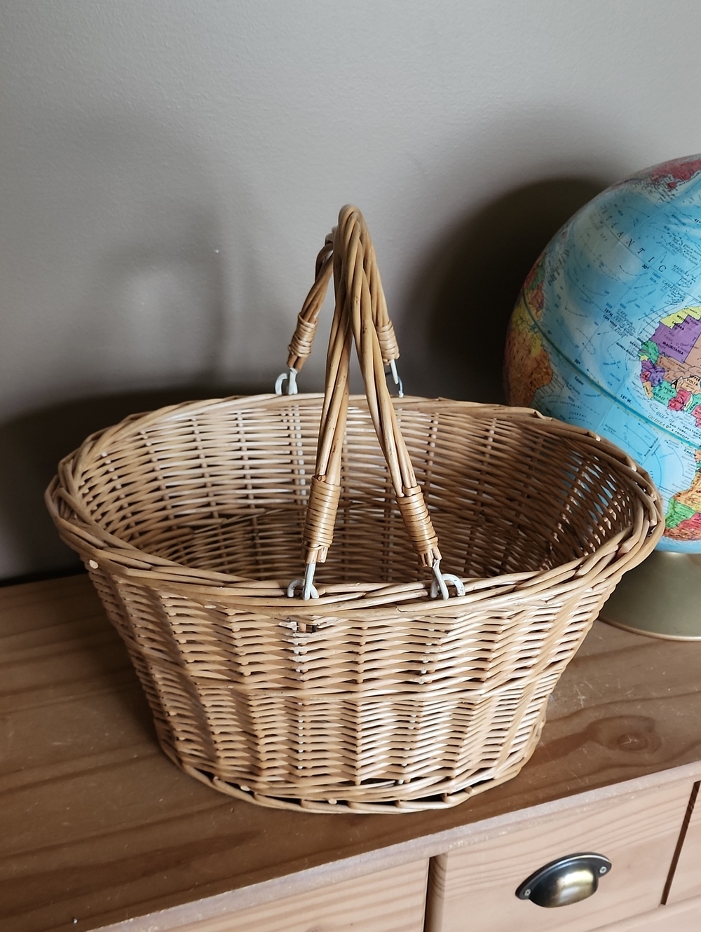 Wicker Market Basket with Foldable Handles Oval
